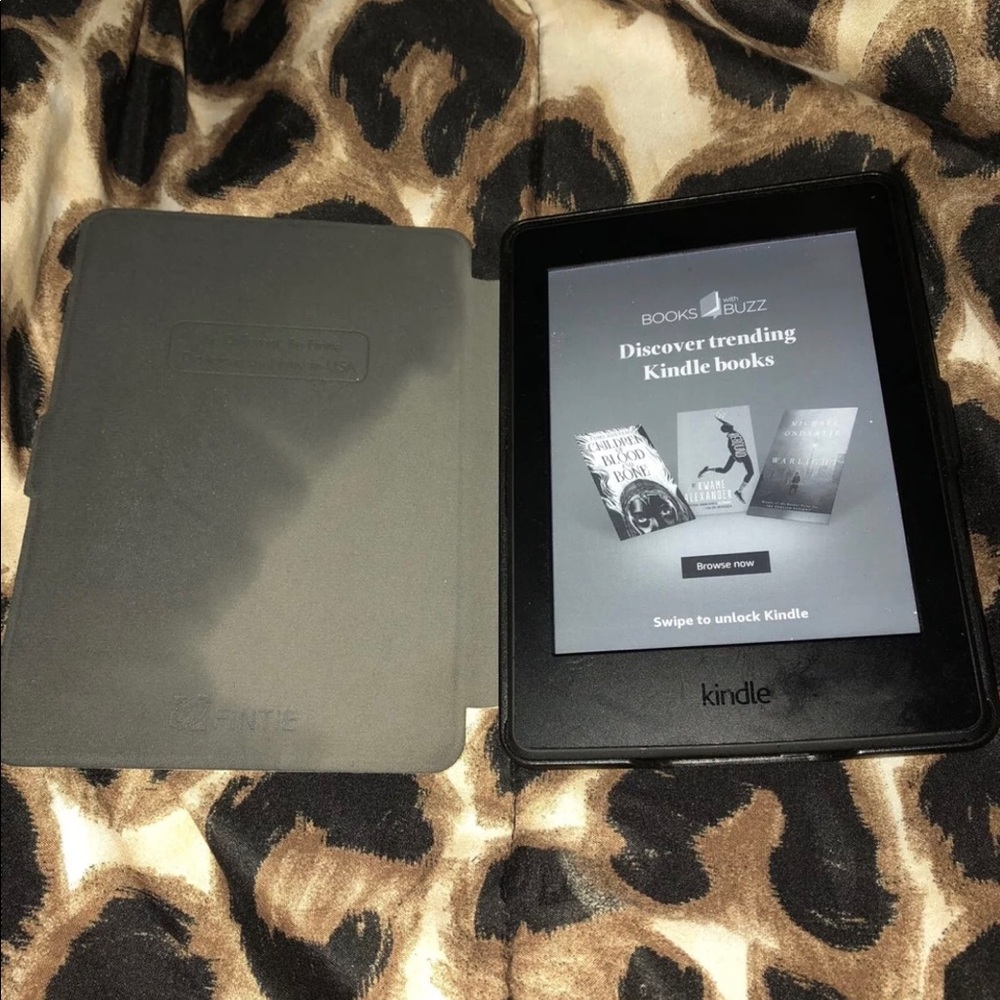 Reading Kindle